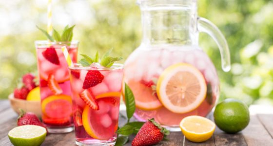 Drinkar Strawberry Daiquiri Sangria Rose Sommar