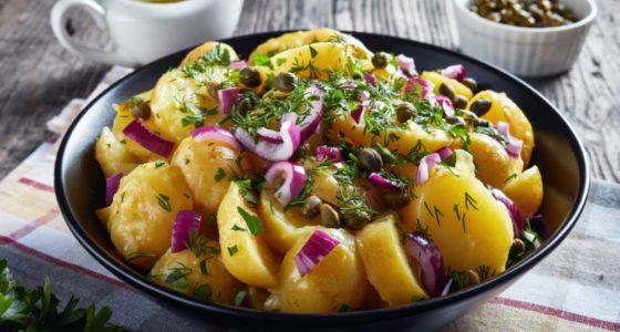 Huvudratt Fransk Potatis Sallad Kapris Rodlök Vinagrette