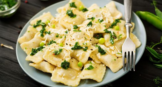 Huvudratt Ravioli Ricotta Arter Broccoli